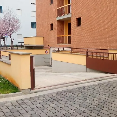 Comodo * Пиза